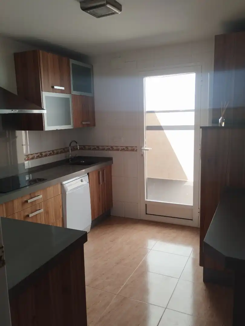 Cocina de Casa adosada en venta en La Albuera con Balcón