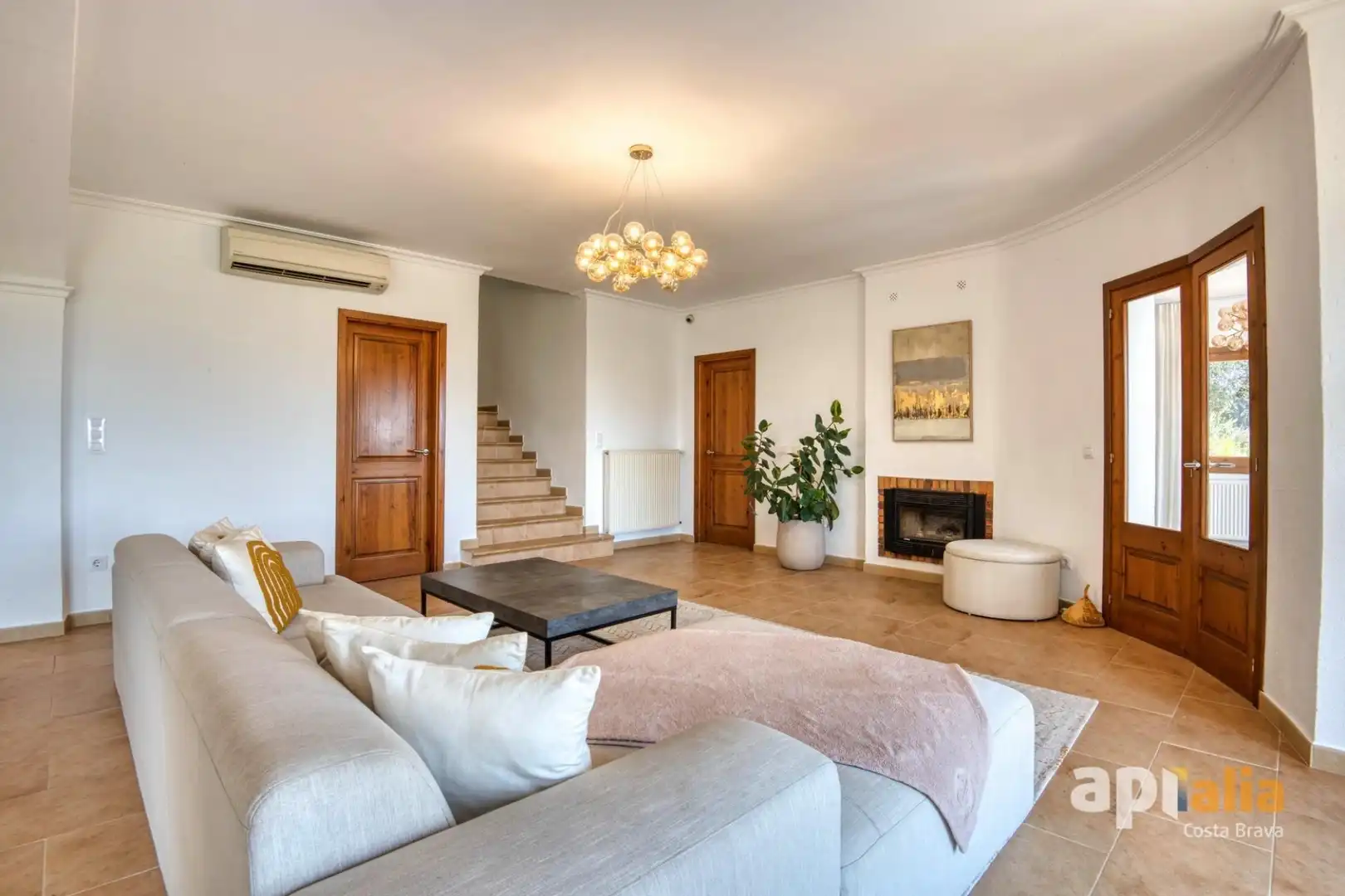 Villa mit Pool zum Verkauf in Carrer SIENA, imagen 19