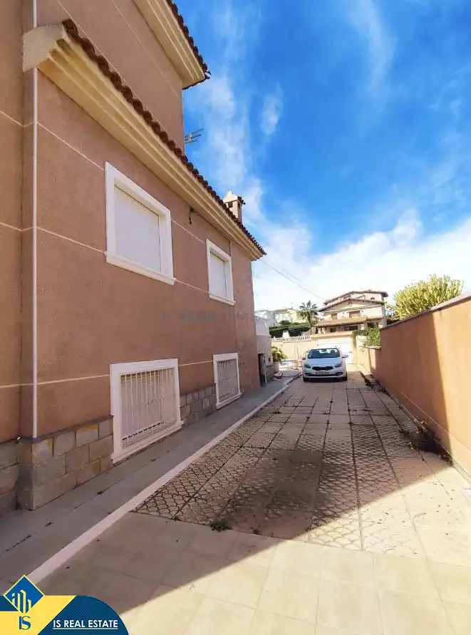 Chalet con piscina en venta en Los Balcones - Los Altos, imagen 43