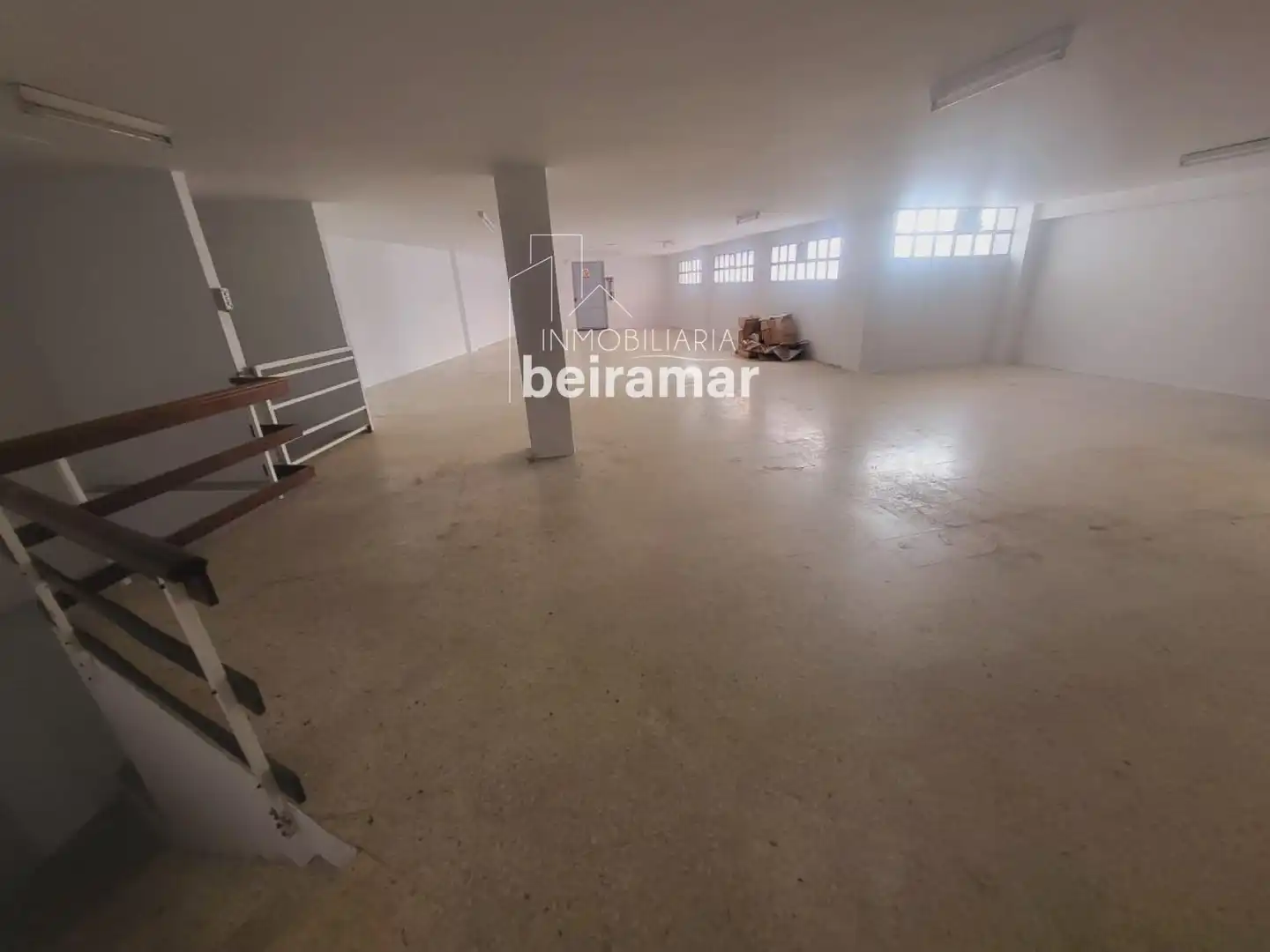 Local de alquiler en Ribeira