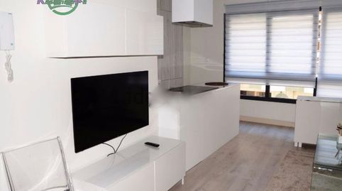 Foto 2 de Apartamento de alquiler en Perchel Sur - Plaza de Toros Vieja, Málaga Capital