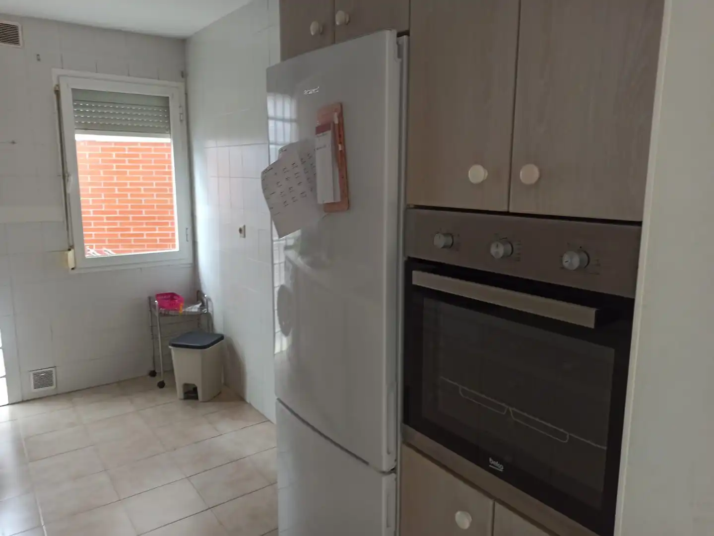 Cuina de Pis de lloguer en Málaga amb Moblat, Forn i Rentadora
