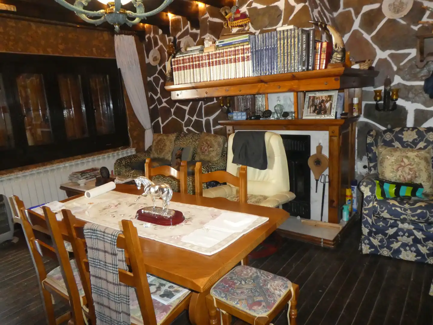 Comedor de Casa adosada en venta en Presencio con Calefacción, Jardín privado y Terraza