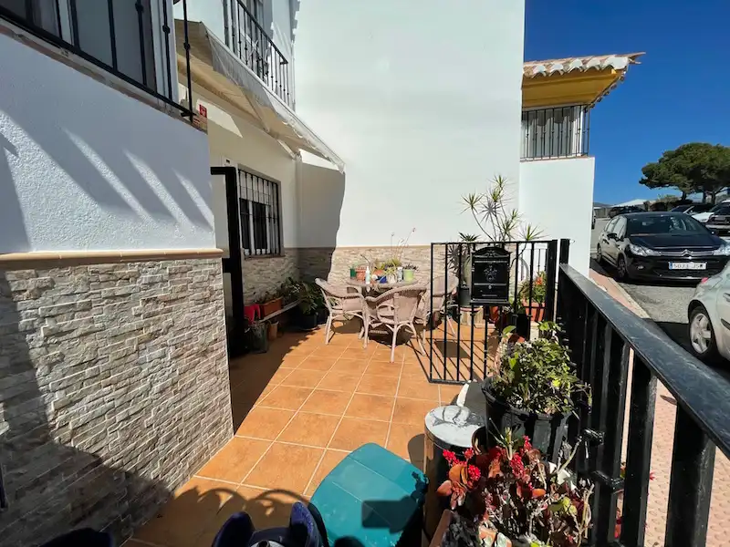 Terrasse von Einfamilien-Reihenhaus zur Miete in Vélez-Málaga mit Klimaanlage, Möbliert und Gemeinschaftspool