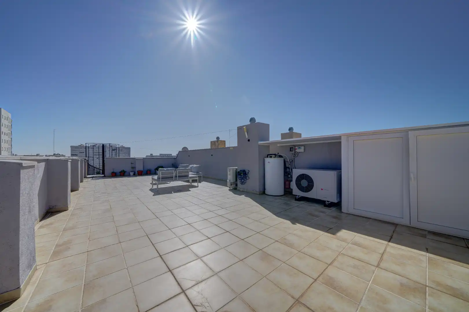 Terrasse von Dachboden zum Verkauf in La Pobla de Farnals mit Klimaanlage, Heizung und Terrasse
