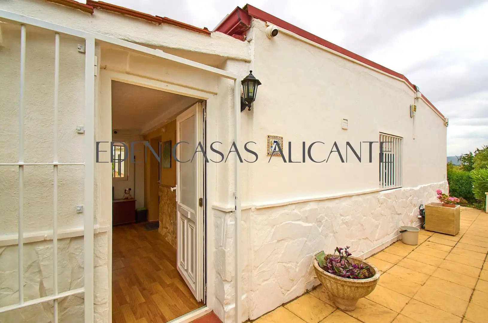 Vista exterior de Casa o chalet en venta en Biar con Aire acondicionado, Calefacción y Jardín privado