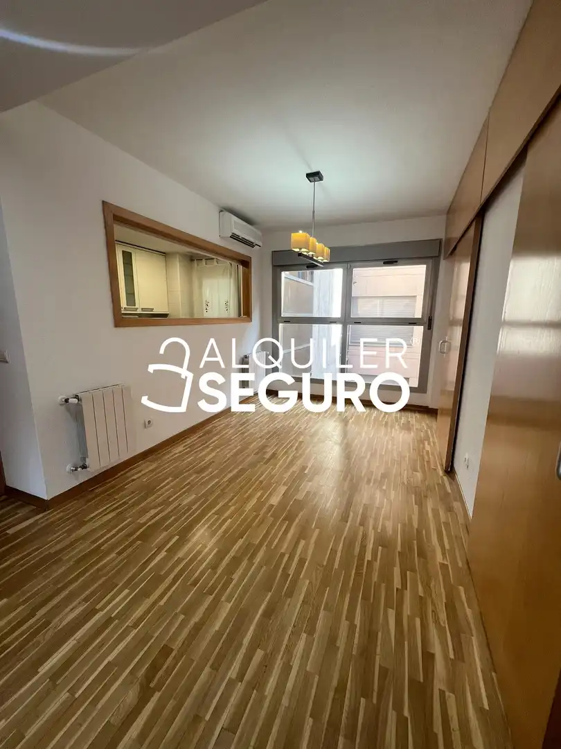 Wohnung zur Miete in Madrid mit Klimaanlage, Heizung und Terrasse
