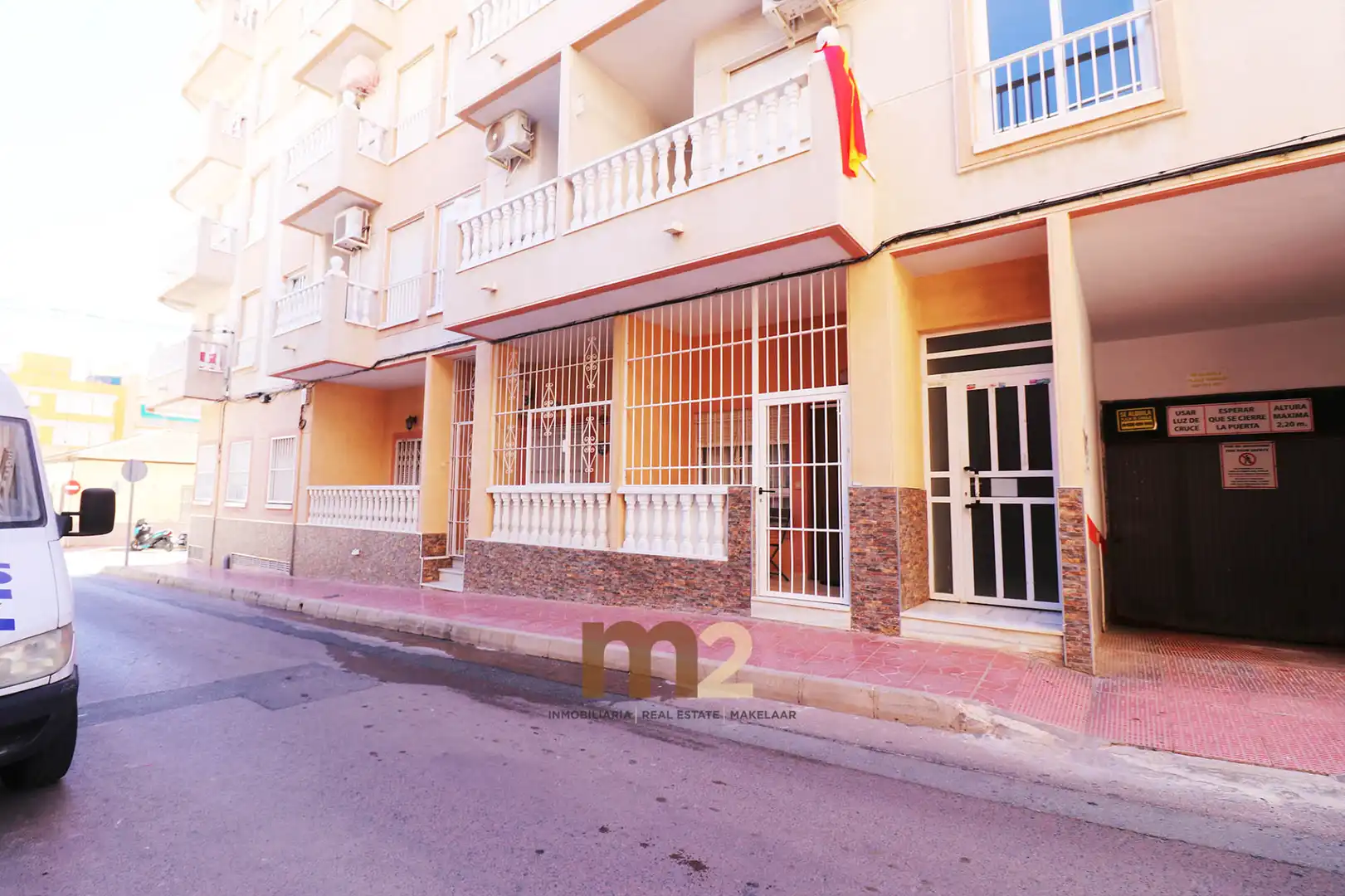 Vista exterior de Apartamento de alquiler en Guardamar del Segura con Terraza, Amueblado y Horno