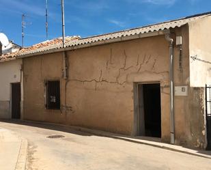 Exterior view of House or chalet for sale in Motilla del Palancar  with Private garden
