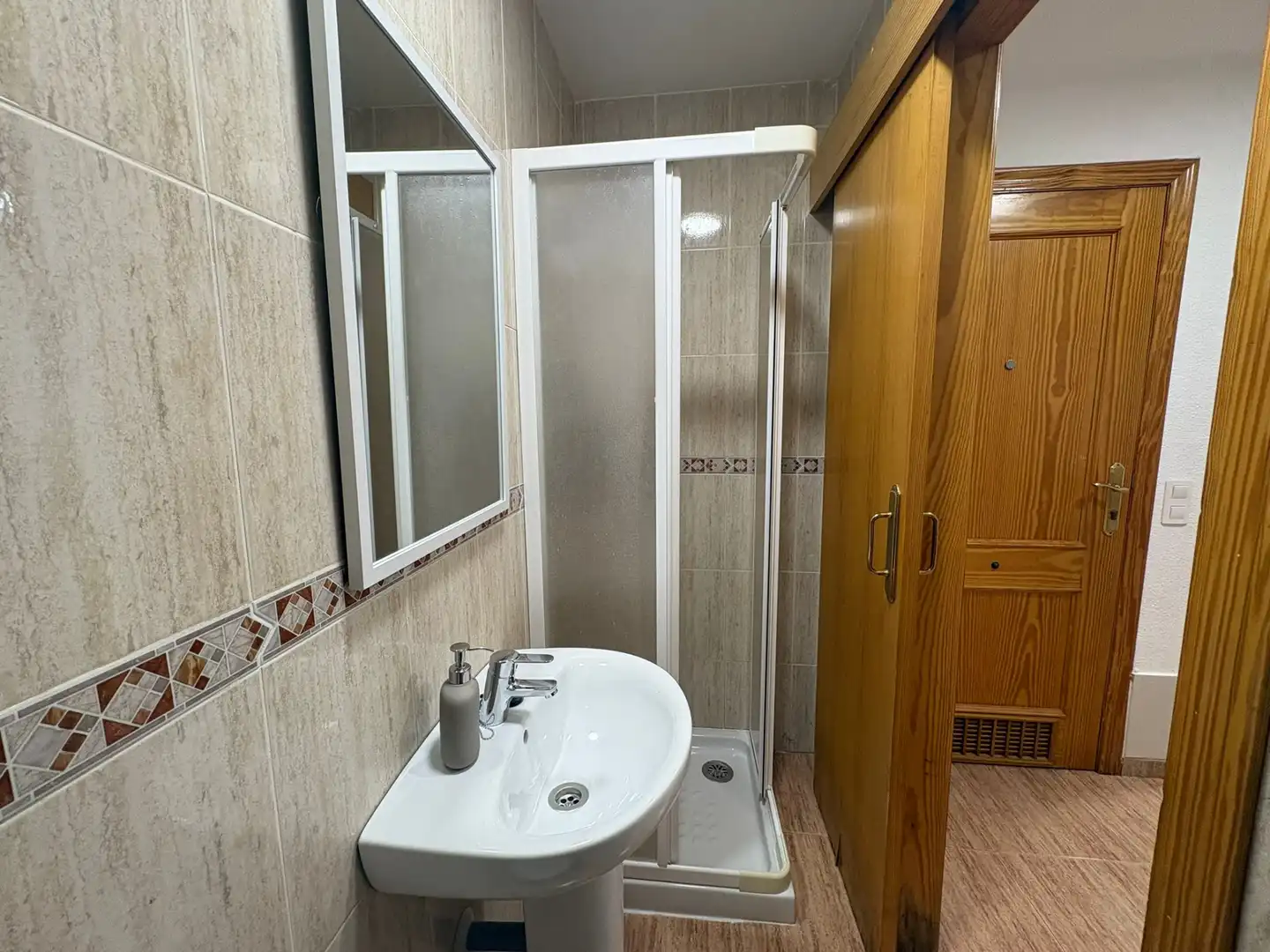Bathroom of Study for sale in Murcia  with Storage room, Furnished and Washing machine