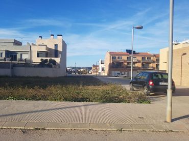 Wohnbaugrundstück zum Verkauf in Carrer Povet de la Plana 27