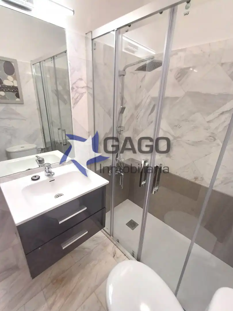 Baño de Ático de alquiler en Córdoba con Aire acondicionado, Calefacción y Terraza