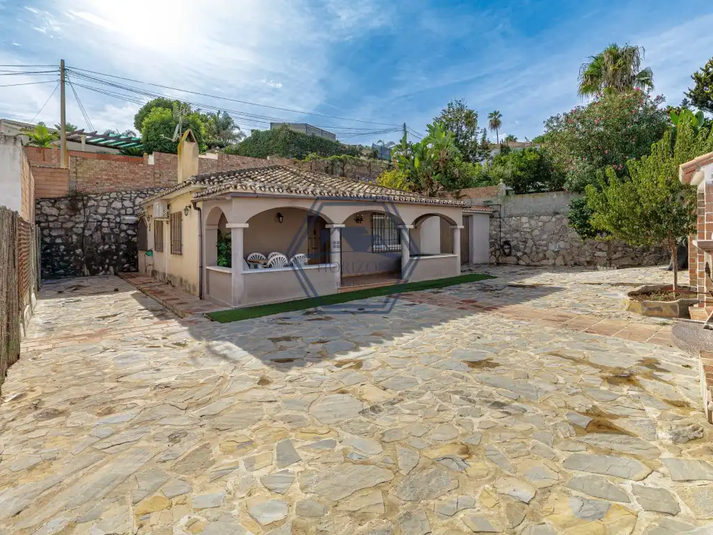 Detached house for sale in Avenida Mare Nostrum