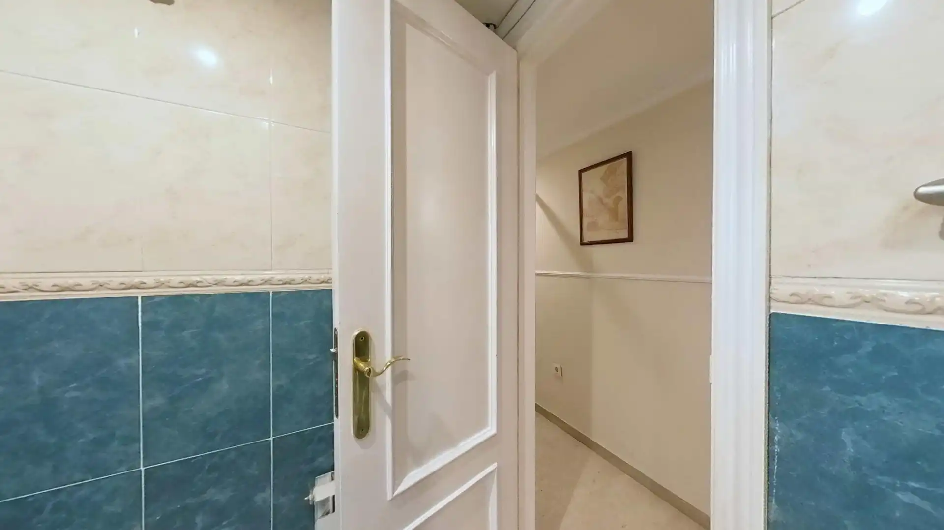 Wohnung zum Verkauf in Málaga mit Klimaanlage, Privatgarten und Terrasse