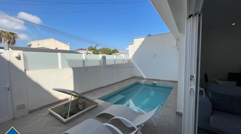 Bungalow con piscina privada, en la provincia de Alicante, en Orihuela Costa. 3 habitaciones | 73 m² | A 450 metros del mar