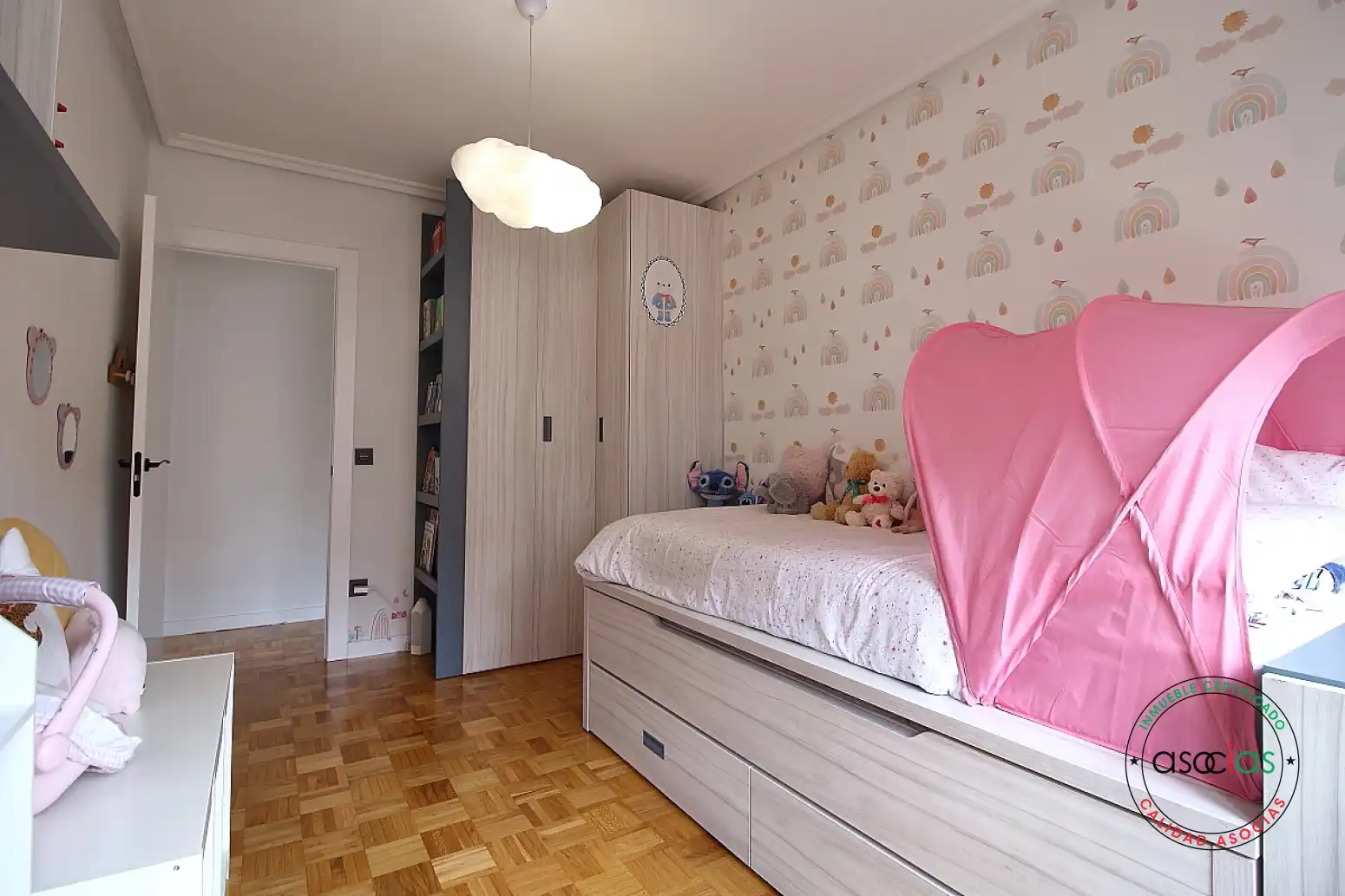 Habitación de Ático en venta en Gijón  con Calefacción, Parquet y Terraza