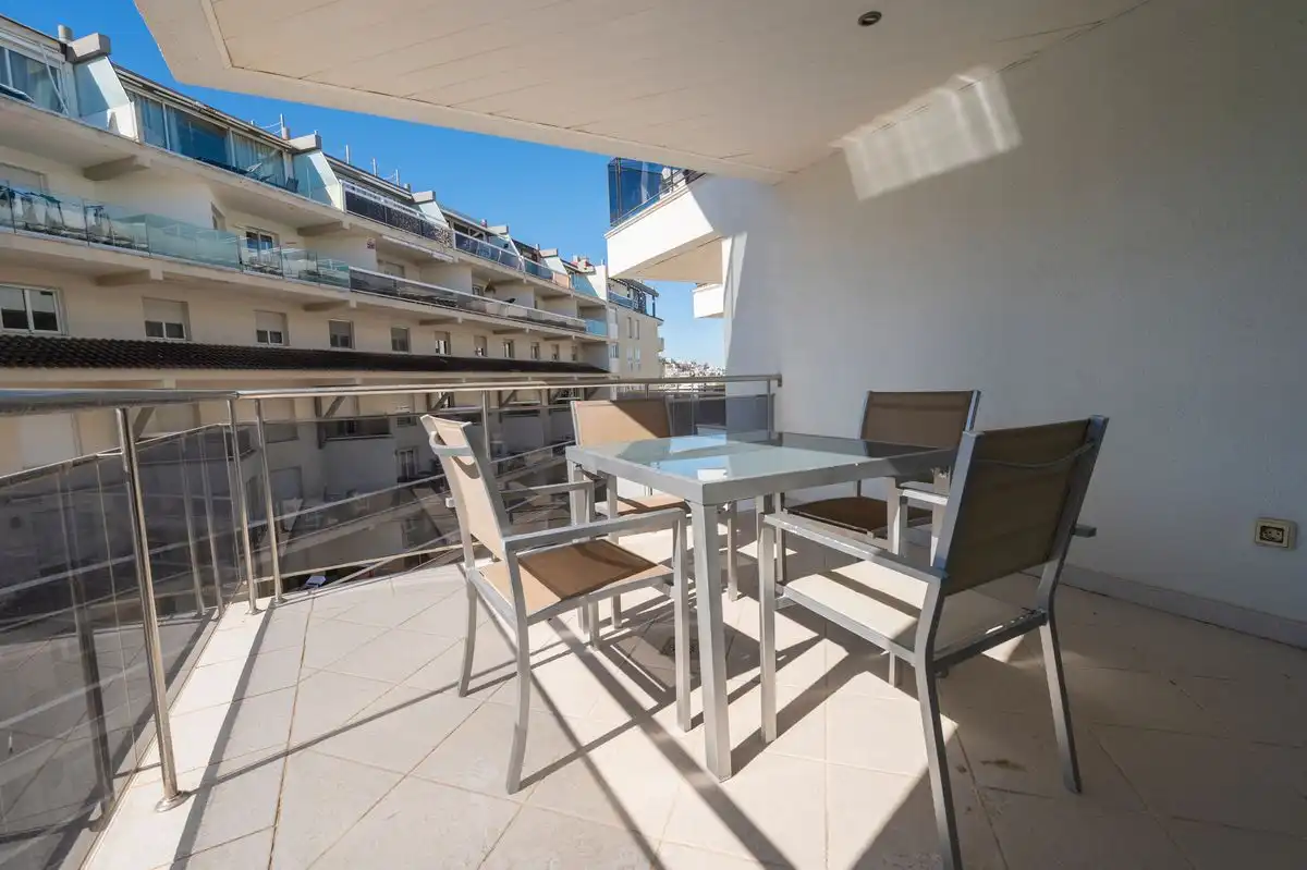 Terrassa de Pis de lloguer en Marina Botafoc - Platja de Talamanca