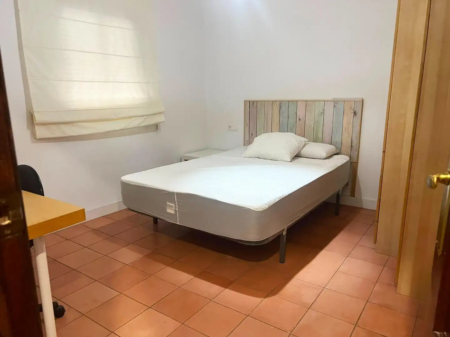 Bedroom of Flat for rent in Sevilla