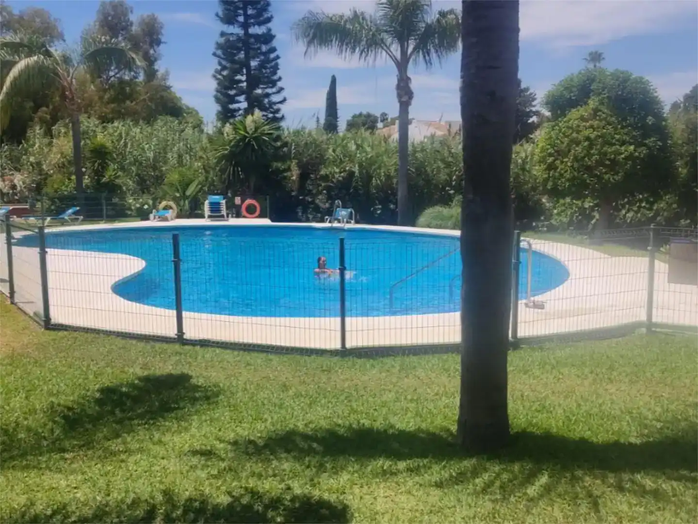 Piscina de Pis en venda en Estepona amb Aire condicionat, Piscina i Balcó