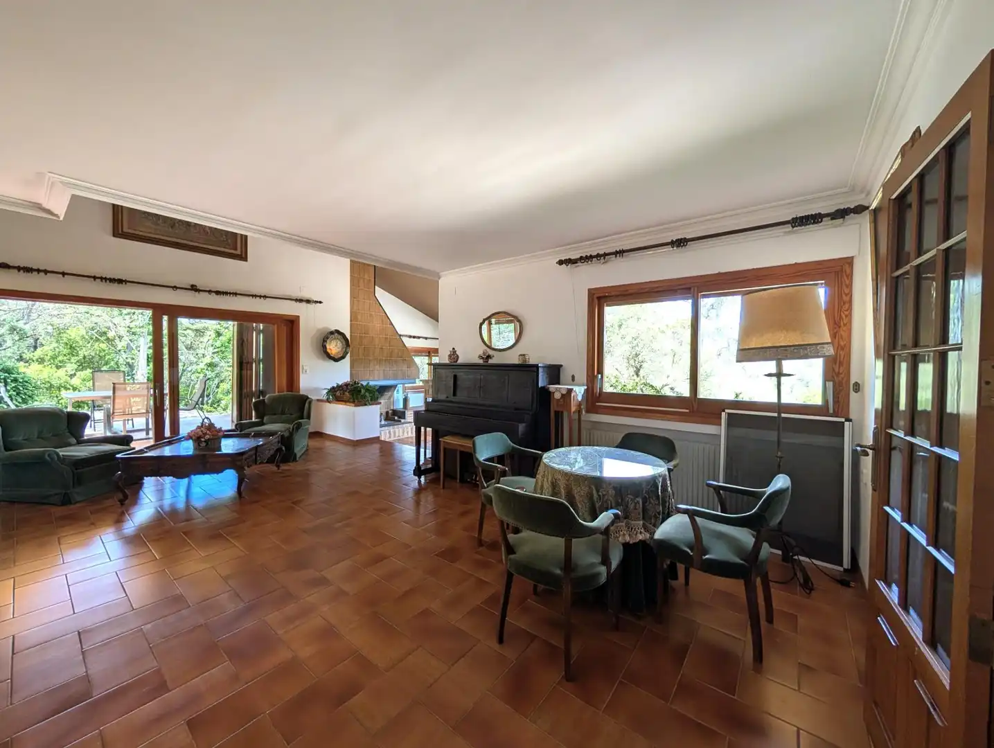 Sala d'estar de Casa o xalet en venda en Alcoy / Alcoi amb Calefacció, Jardí privat i Terrassa