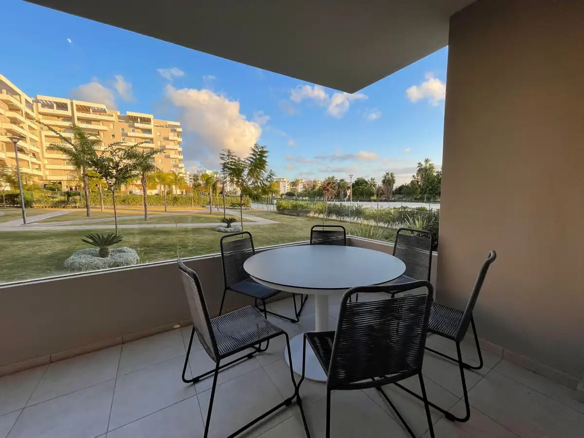 Ground floor for rent in QUEVEDO, 8, Rodeo Alto - Guadaiza - La Campana