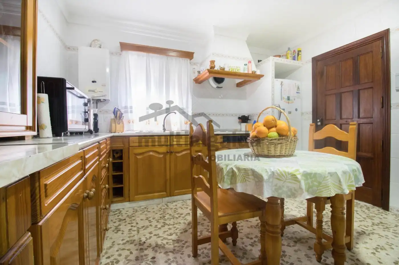 Cuina de Casa o xalet en venda en Sanlúcar de Barrameda amb Aire condicionat, Terrassa i Traster