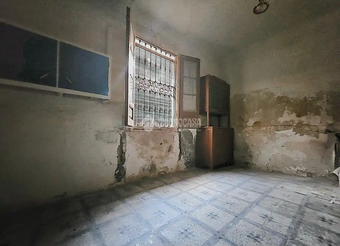 Bedroom of Buildings for sale in Remolinos