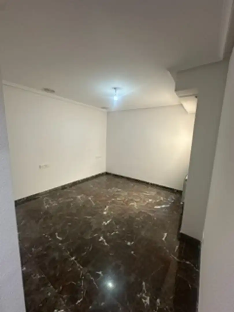 Flat for sale in Elche / Elx  with Heating and Balcony