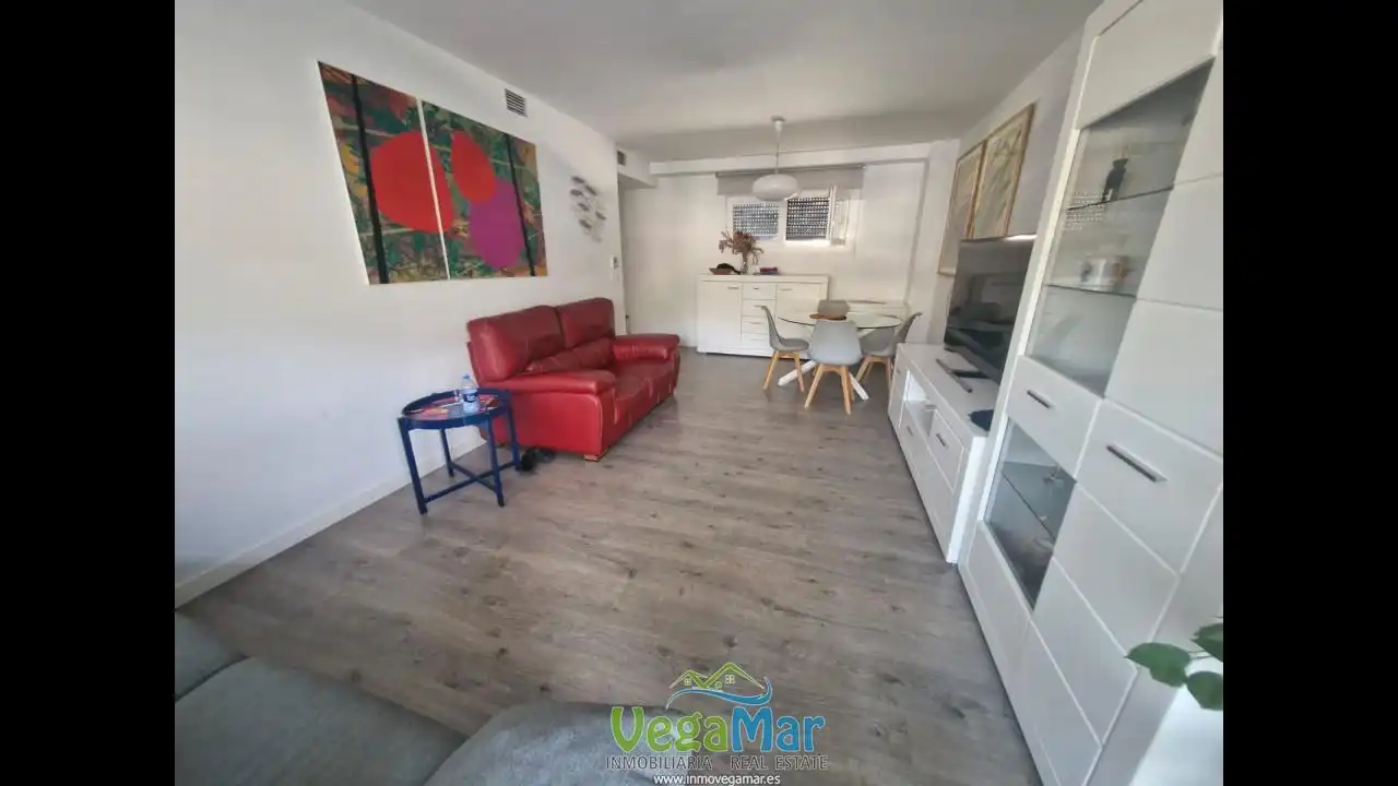 Sala d'estar de Planta baixa en venda en Almuñécar amb Aire condicionat i Terrassa