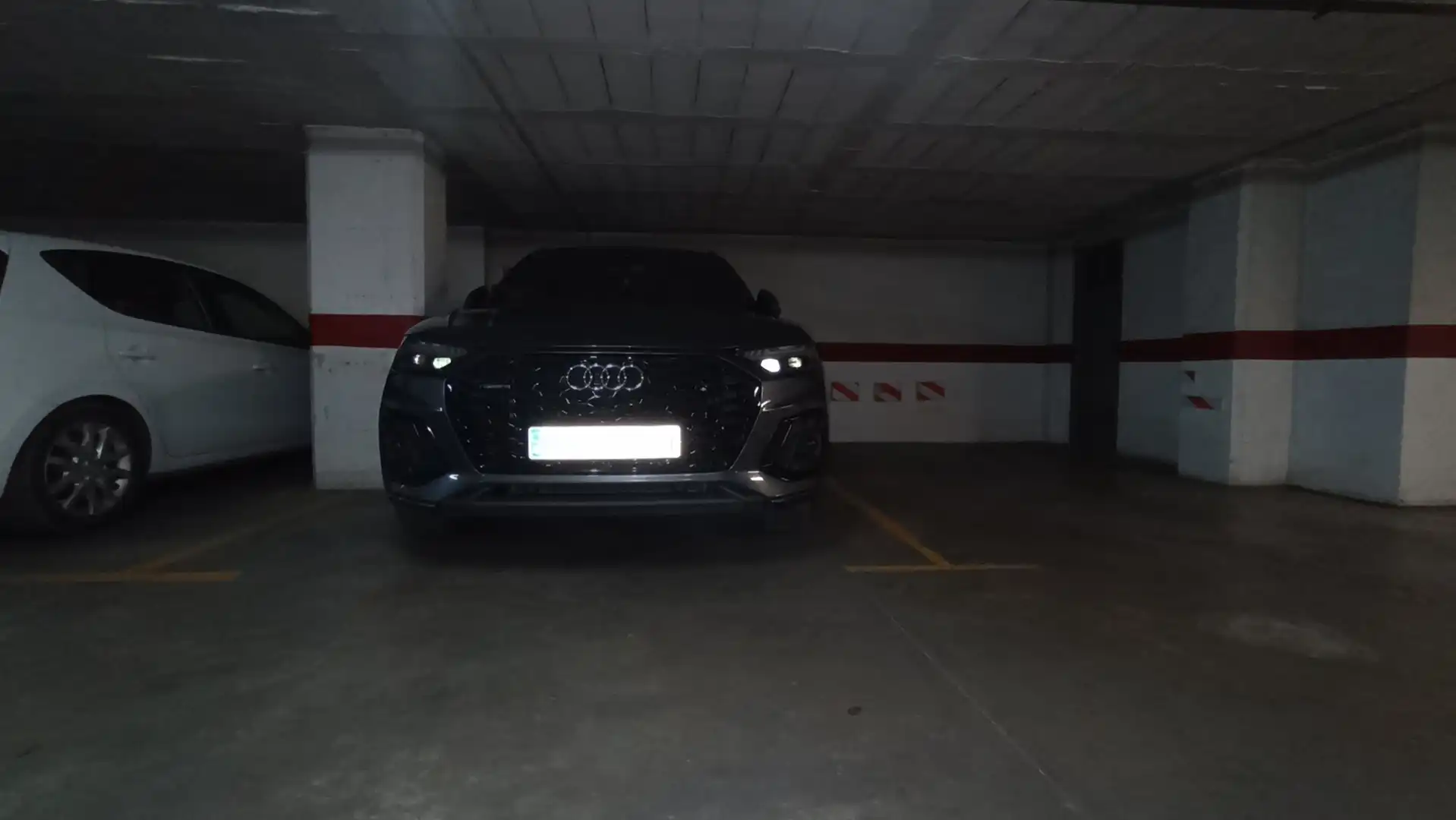Parking de Garaje de alquiler en Lleida con Alarma