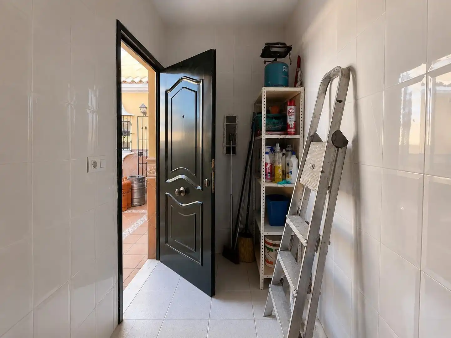 Detached homes for sale in Chipiona  with Heating, Terrace and Storage room
