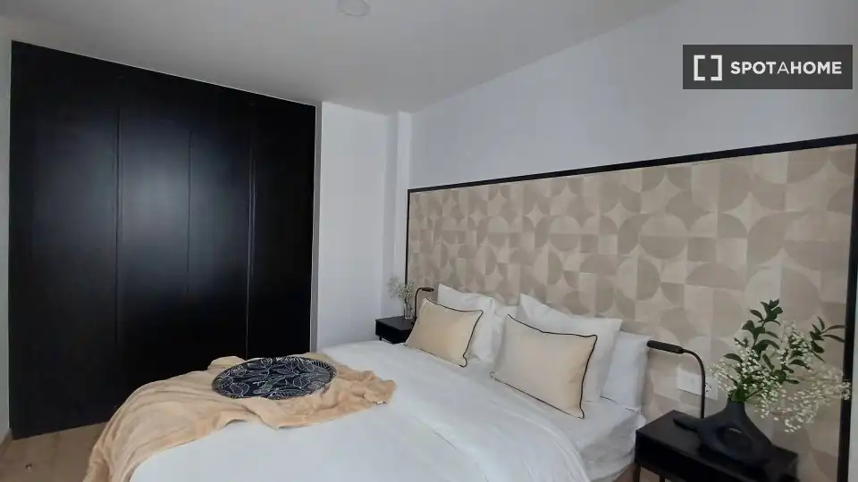 Room in Arenales - Lugo - Avda. Marítima