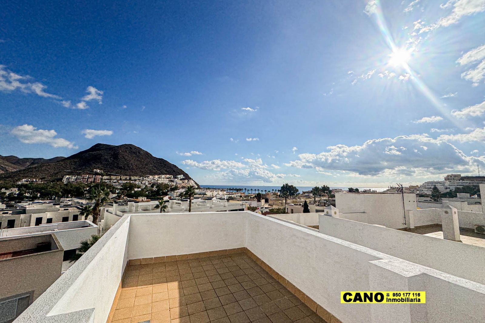 Vista exterior de Casa o xalet en venda en Níjar amb Terrassa i Traster