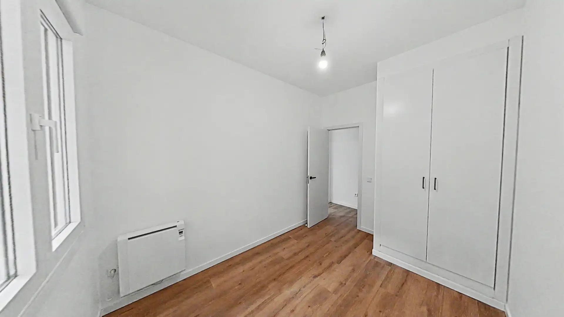 Bedroom of Flat for rent in Madrid  with Oven and Washing machine