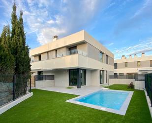 Exterior view of Single-family semi-detached to rent in Sant Joan d'Alacant  with Air Conditioner, Heating and Terrace