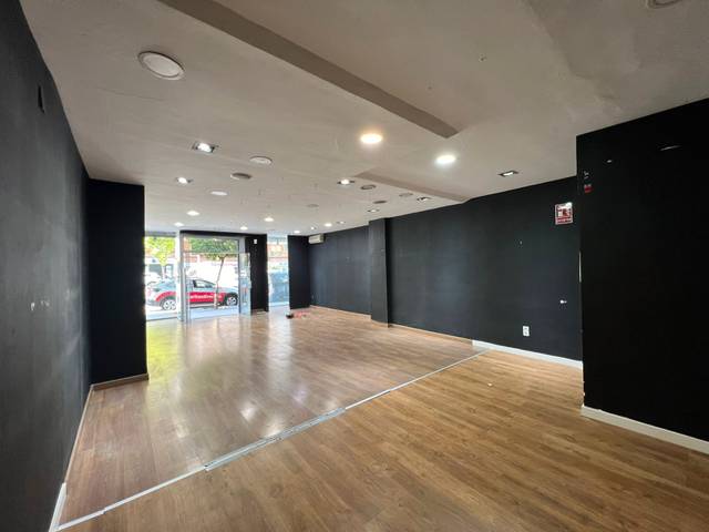 Local comercial en Alquiler en Avenida de Andalucía en Santa Isabel