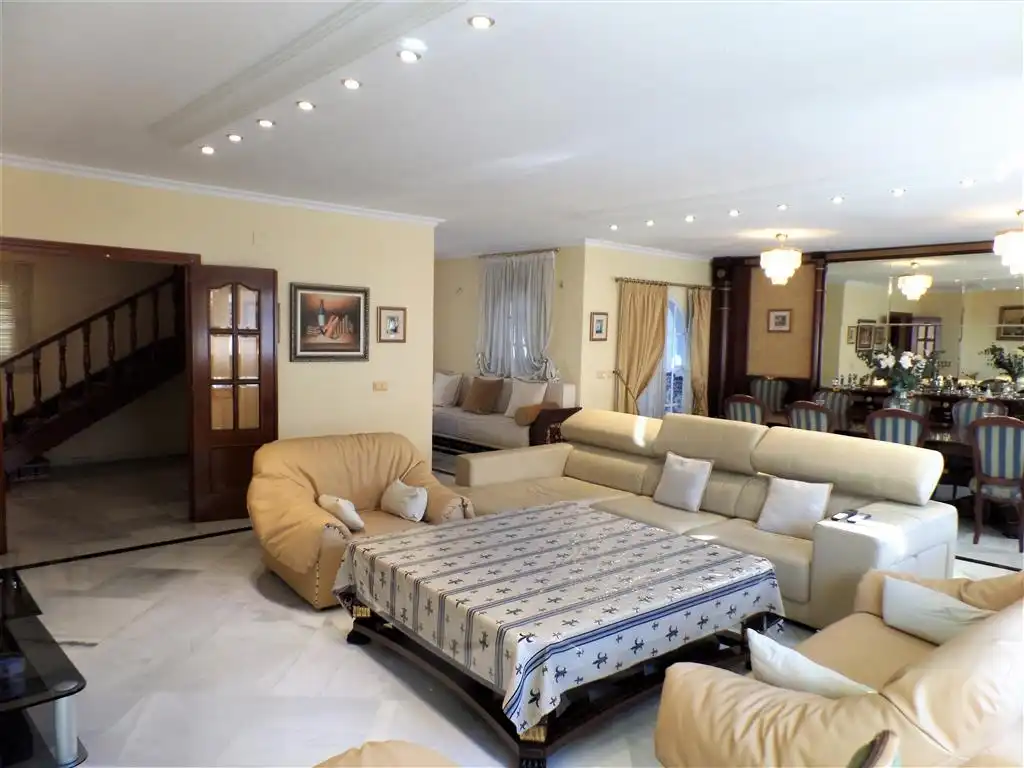 Wohnzimmer von Maisonette zum Verkauf in Fuengirola mit Klimaanlage, Terrasse und Gemeinschaftspool