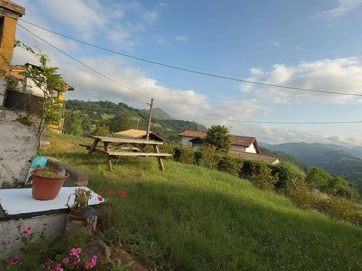 Country house zum Verkauf in Piloña