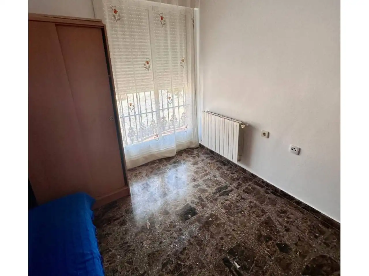 Dormitori de Apartament en venda en Albacete amb Calefacció, Traster i Balcó