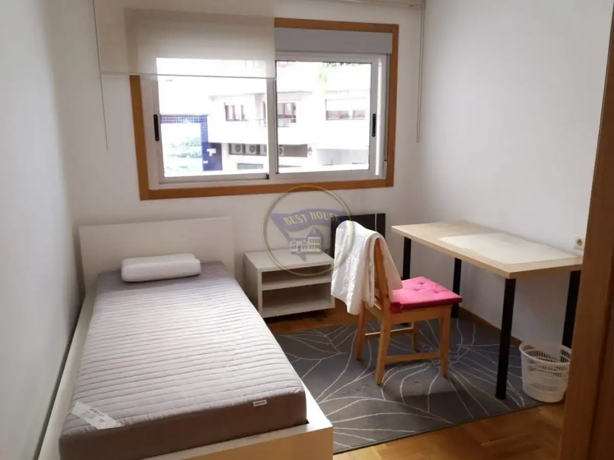Bedroom of Flat for rent in Vigo   with Heating, Parquet flooring and Furnished