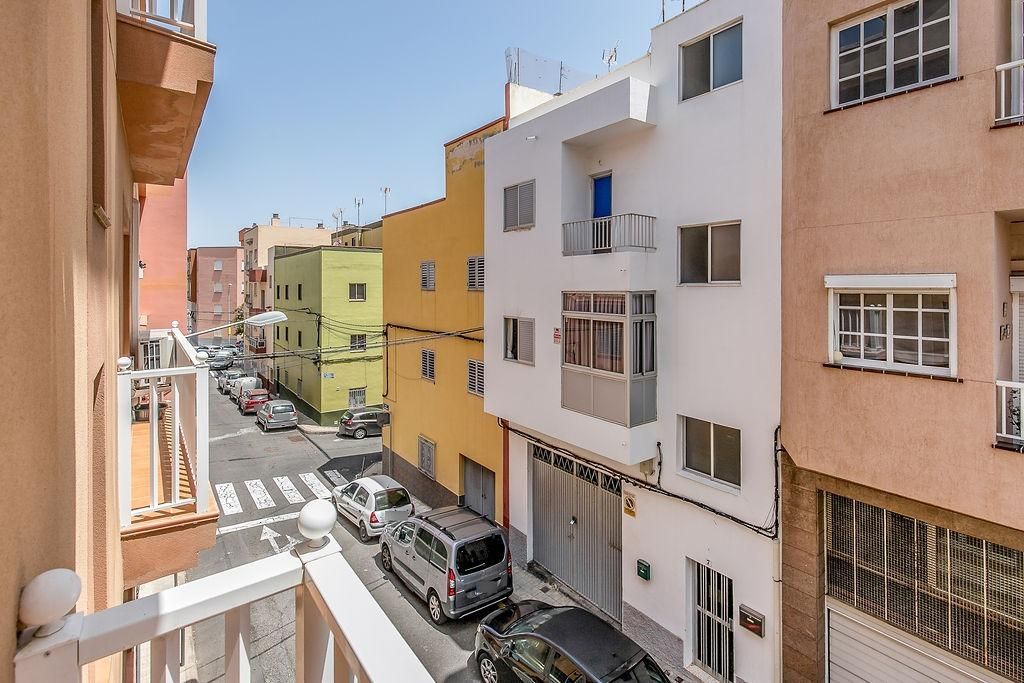 Exterior view of Flat for sale in  Santa Cruz de Tenerife Capital