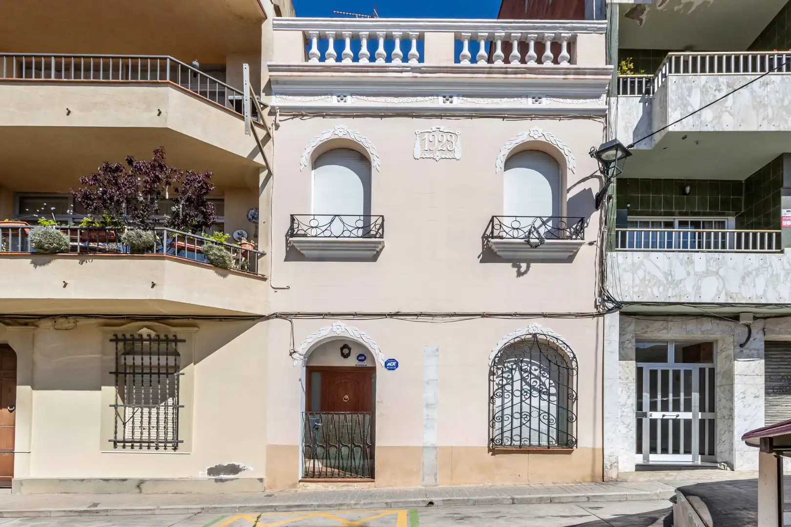 Vista exterior de Casa o xalet en venda en El Masnou amb Aire condicionat, Calefacció i Terrassa