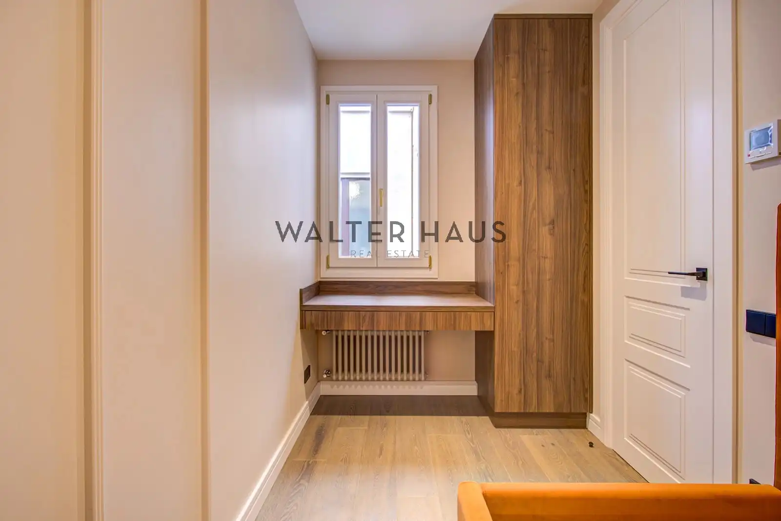 Schlafzimmer von Wohnung zum Verkauf in Barcelona mit Klimaanlage und Heizung