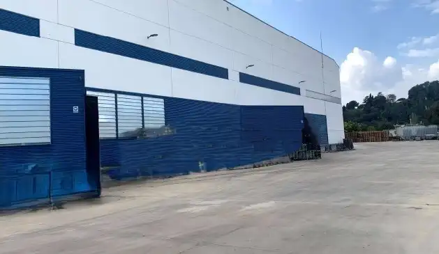 Nave industrielle avec ascenseur à louer à Palou, imagen 4