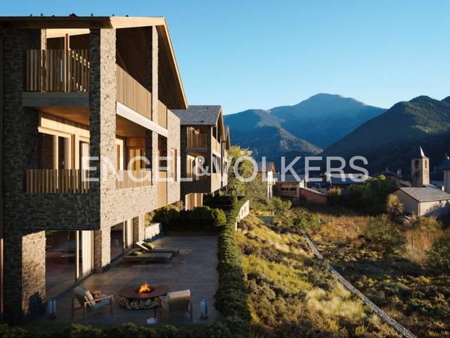 Casa-chalet en Venta en Sispony