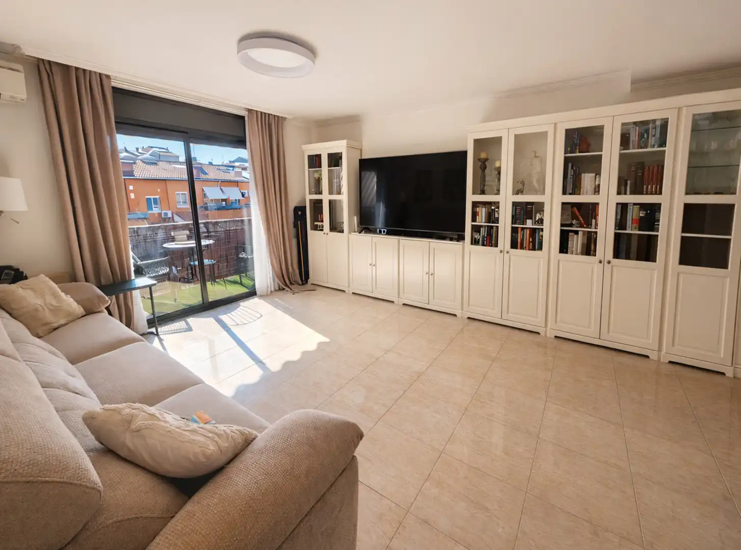Sala de estar de Piso en venta en Ripollet con Calefacción y Amueblado