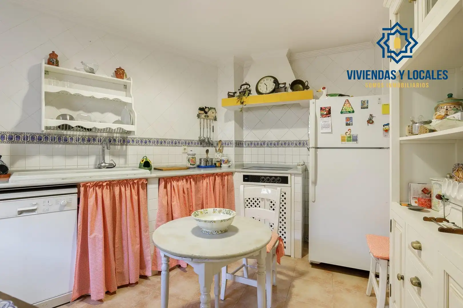 Casa pareada con jardín en venta en DEL CHAPIZ, imagen 5