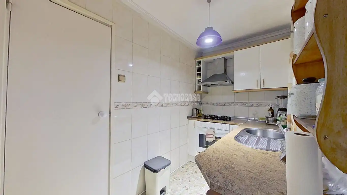 Cocina de Piso en venta en Cerdanyola del Vallès
