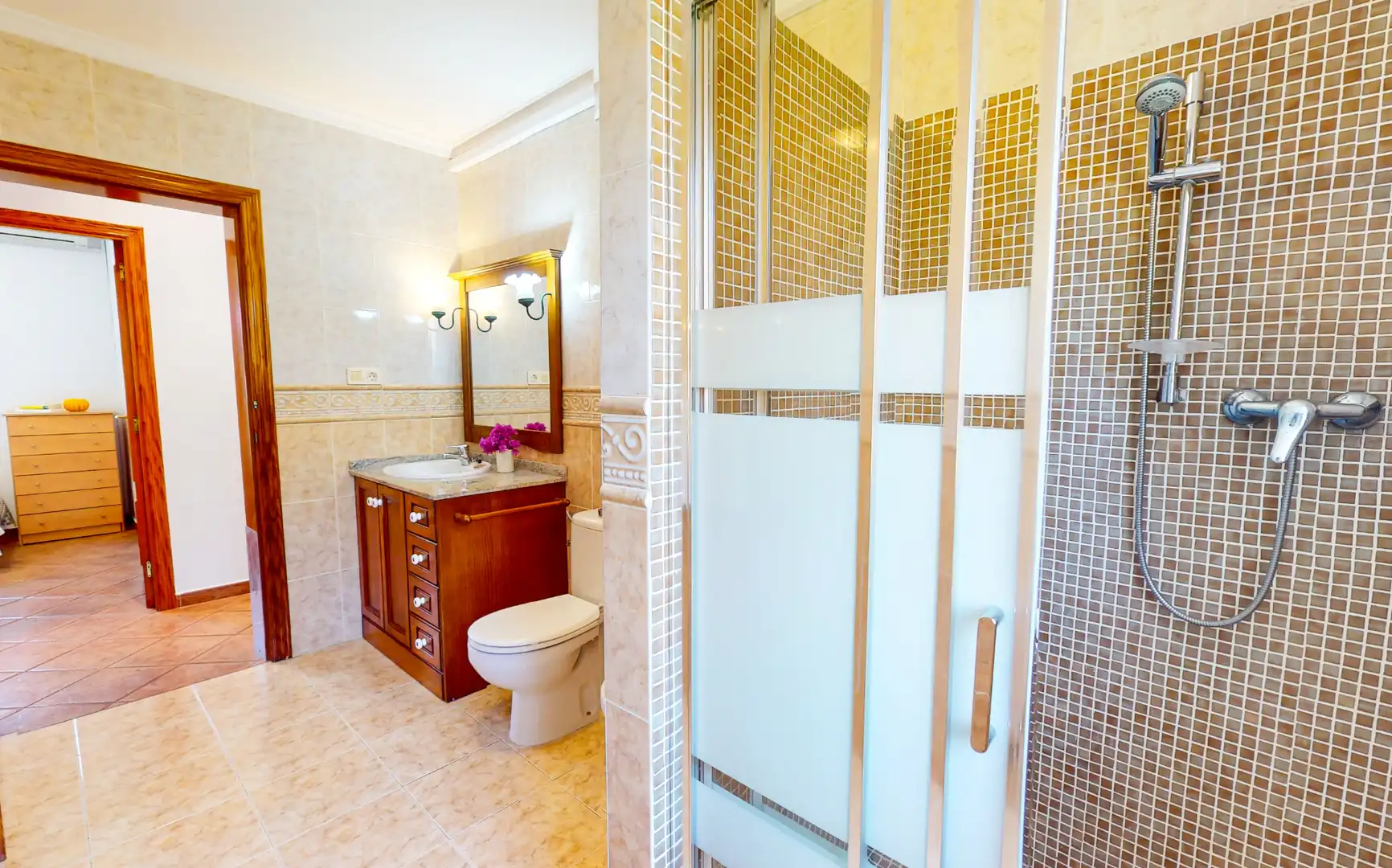 Baño de Casa o chalet de alquiler en Dénia con Aire acondicionado, Calefacción y Jardín privado