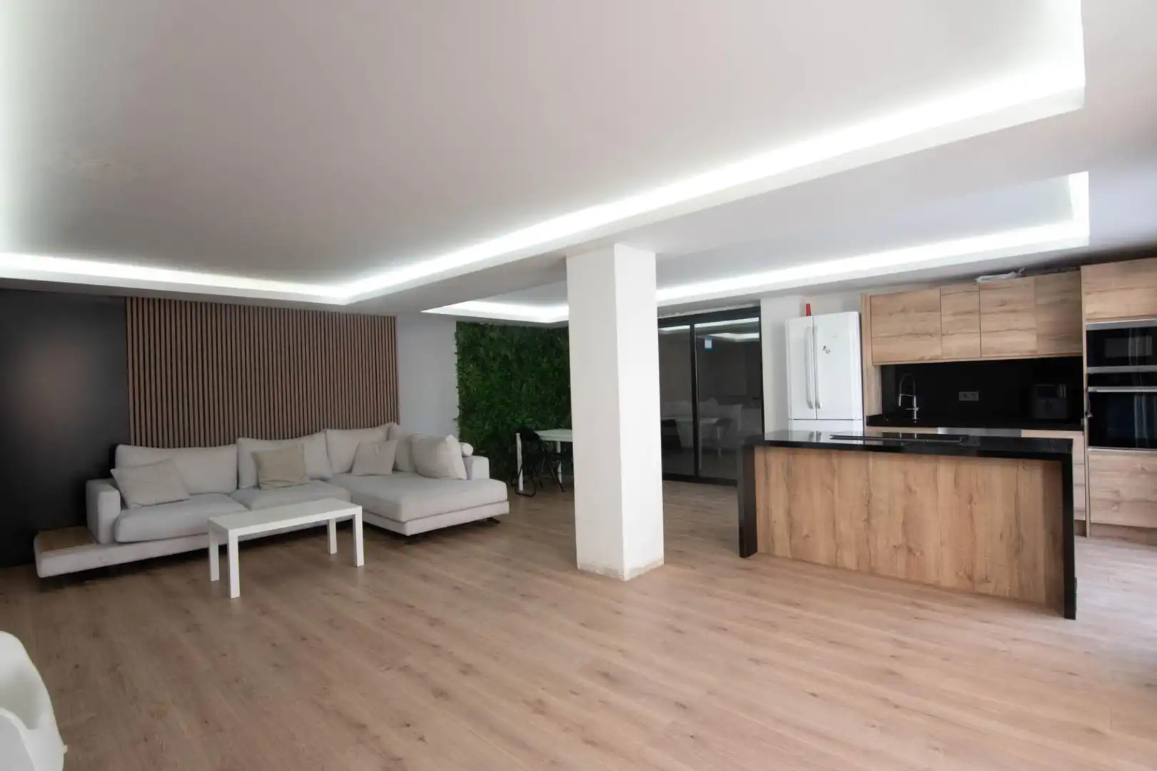 Sala d'estar de Casa o xalet en venda en Murcia amb Jardí privat, Terrassa i Traster